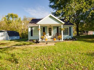 885 Potters Ln, Clarksville, TN 37040
