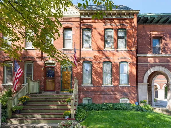 11210 S Champlain Ave, Chicago, IL 60628