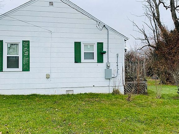 3rd image of 527 Sulphur Ave