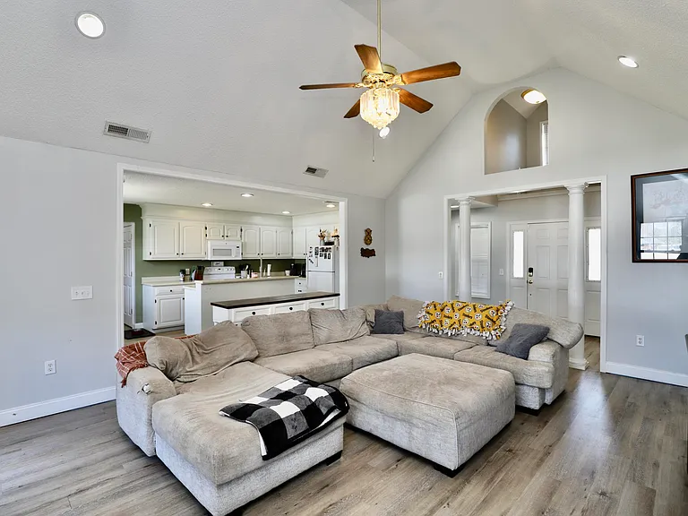 3245 Arborwood Dr — Photo 45