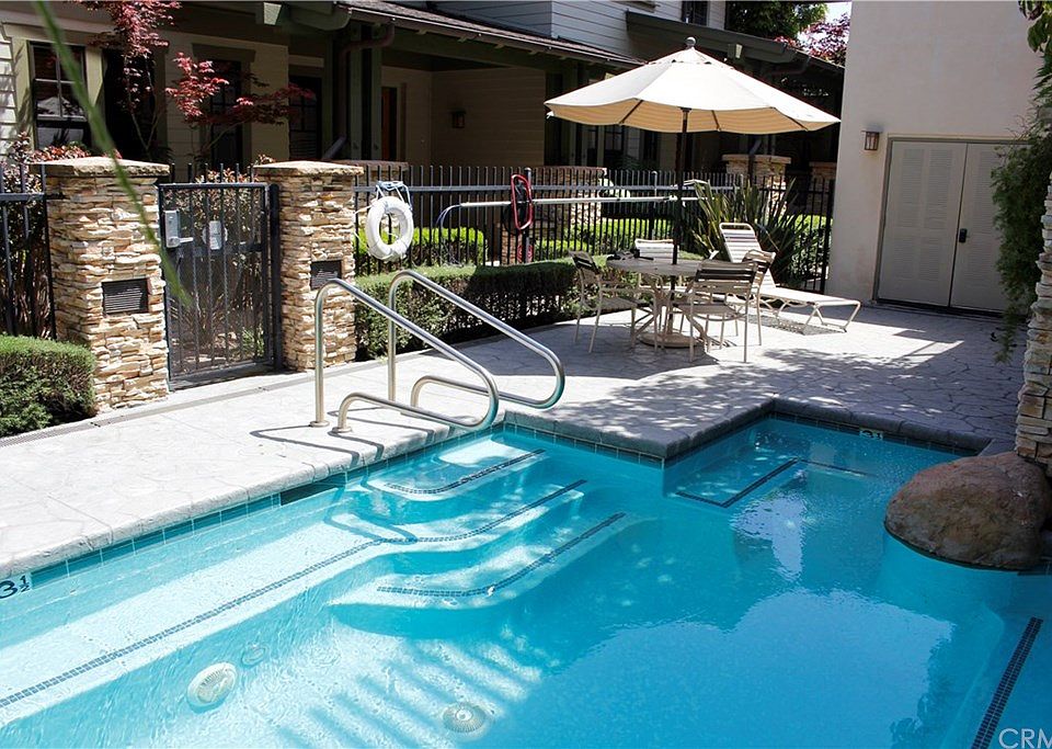 1st image of 270 Ocean Oaks Ln