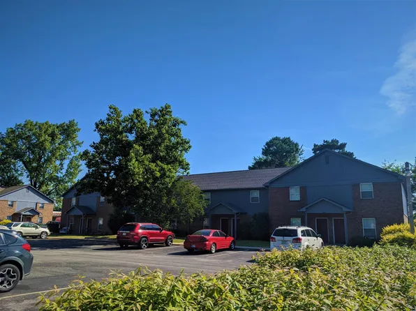 613 Wooddale Ter #613A, Greenwood, IN 46142