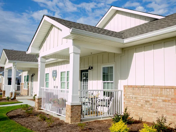 Encore at Beacon Place