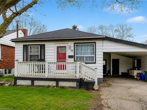 95 Dana Dr, Hamilton, ON L9A 3H9