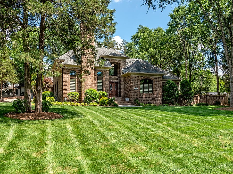 1st image of 5145 Carmel Club Dr