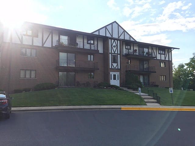 1st image of 11000 S Theresa Cir APT 3A