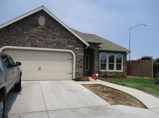 6251 E Pontiac Way, Fresno, CA