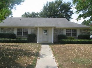 215 Daywood Dr, Monroe, LA 71203