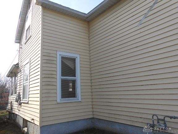 2nd image of 1714 Gondert Ave