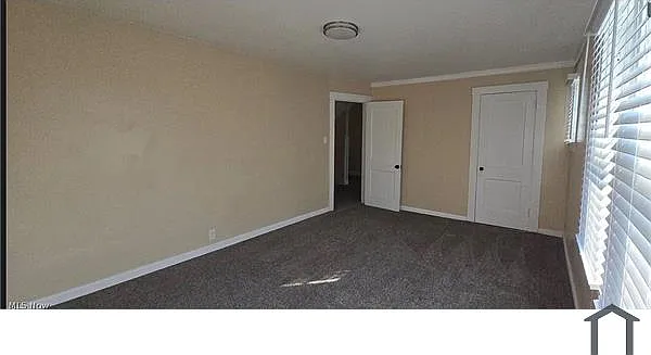 370 Lora Ave — Photo 14