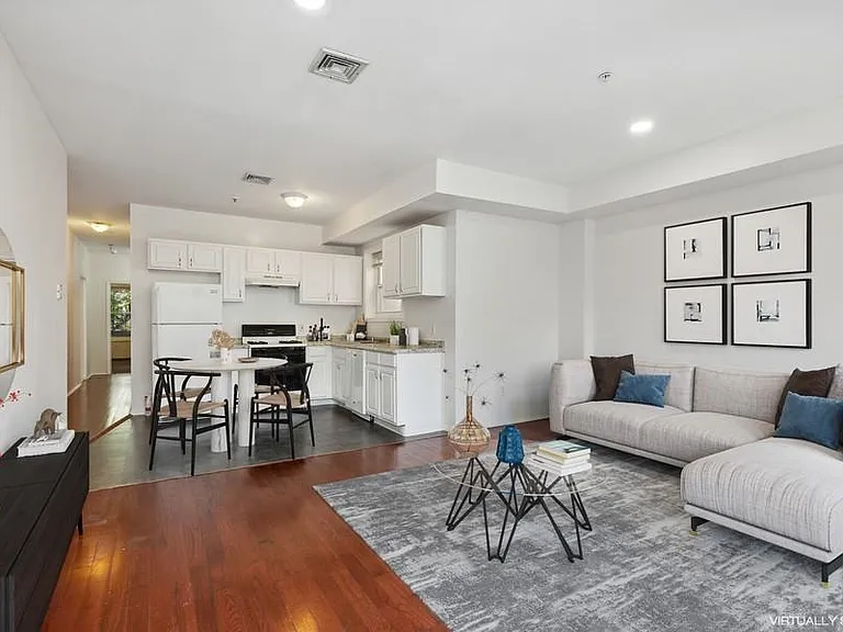 64 James St #2 — Photo 2