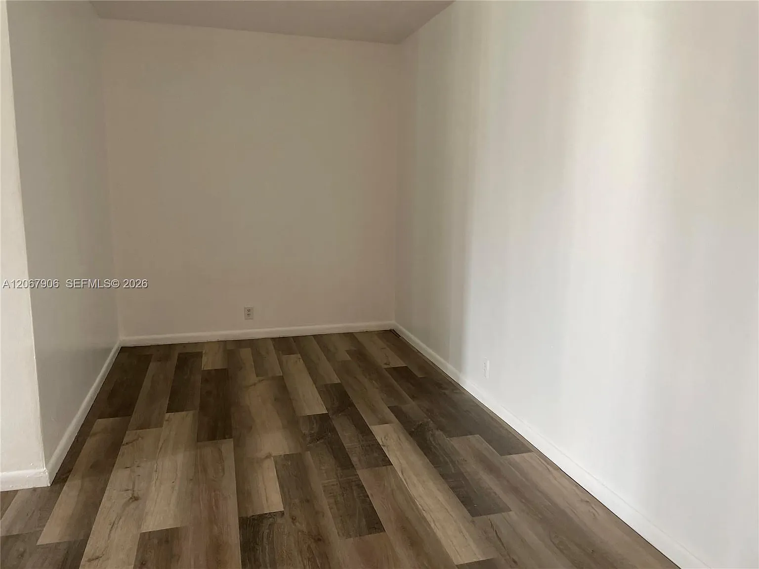 Mirador 1000 Condo — Photo 2
