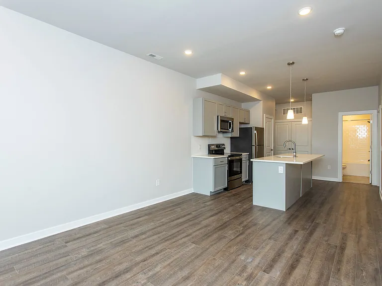 1227-29 N 7th St #3E — Photo 10