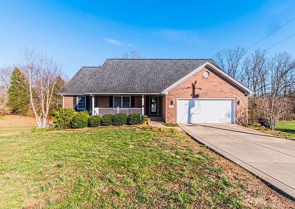 1st image of 40 Liz Ln