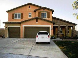 6754 Bluestone Ct, Corona, CA 92880