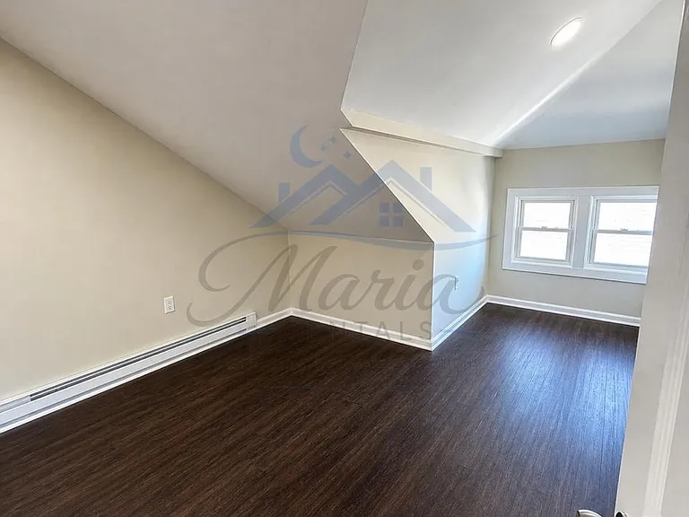 1013 Prospect St #2R — Photo 14
