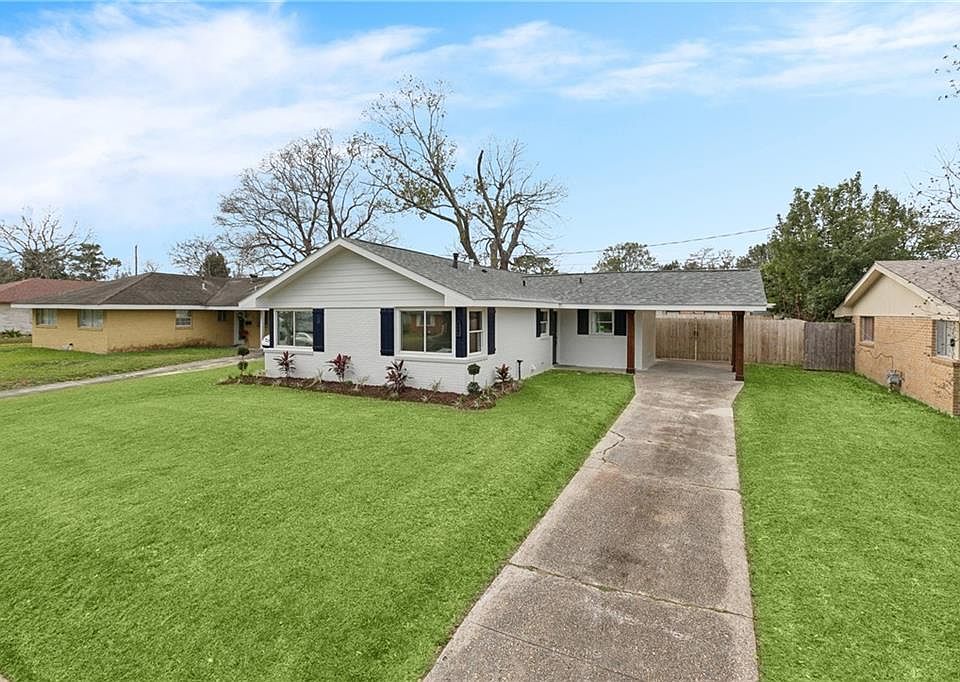 1st image of 2501 Somerset Dr