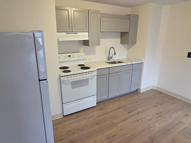 26 Porter St #3 — Photo 1