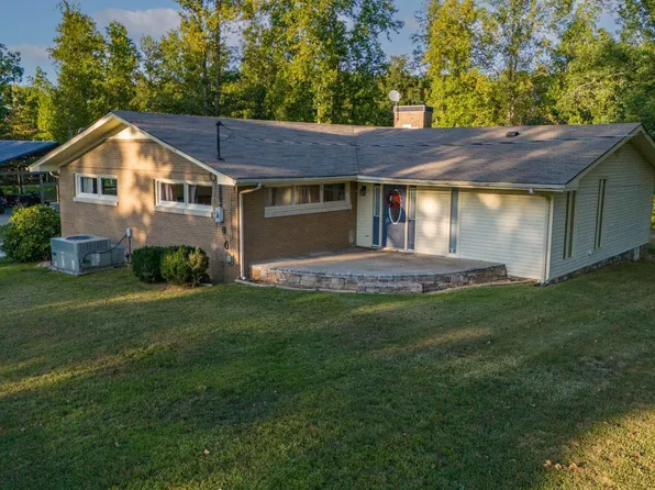 960 Knob Creek Rd, Lawrenceburg, TN 38464