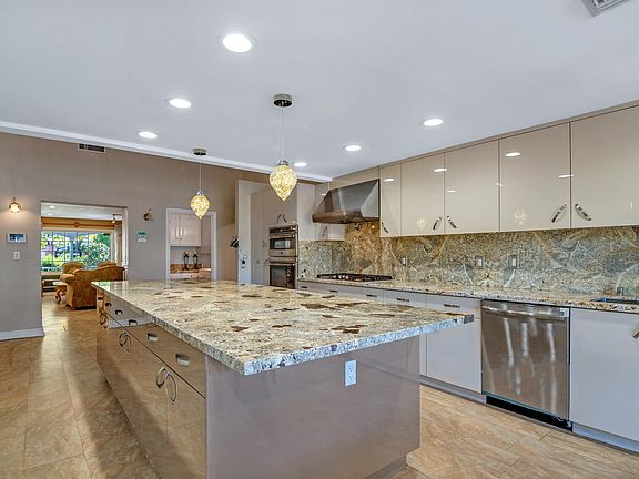 2nd image of 5841 Calvin Ave