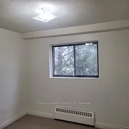 109 Gowan St #201 — Photo 6