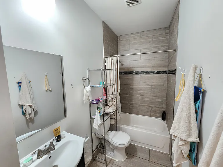 1822 W Norris St #B — Photo 14
