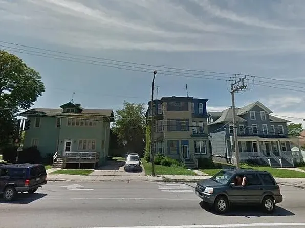 292 Villa St APT 6, Elgin, IL 60120
