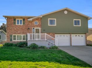 1602 W 38th St, Kearney, NE 68845