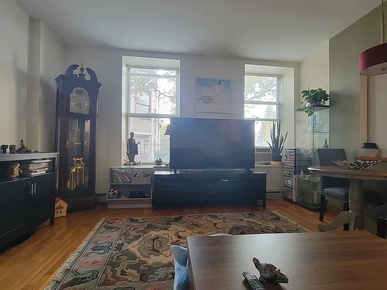 41 Morton St #7 — Photo 2