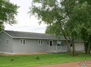 28282 Bartlett Ave, Canton, SD 57013