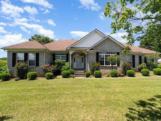 613 Augusta Dr, Richmond, KY 40475