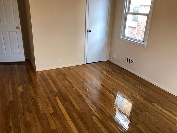 3rd image of 1143 129th St #1