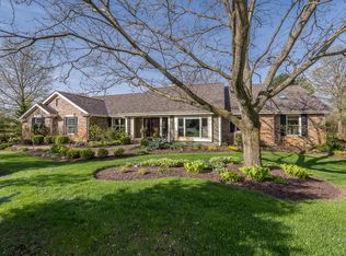 28W381 Picardy Ct, Winfield, IL 60190