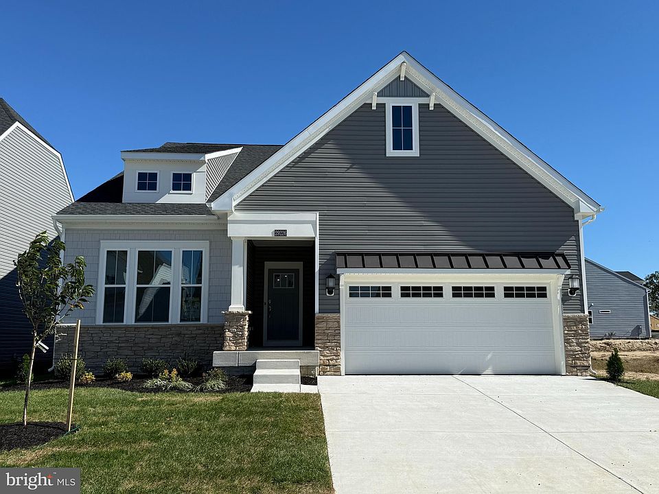 1st image of 29226 Oxford Dr