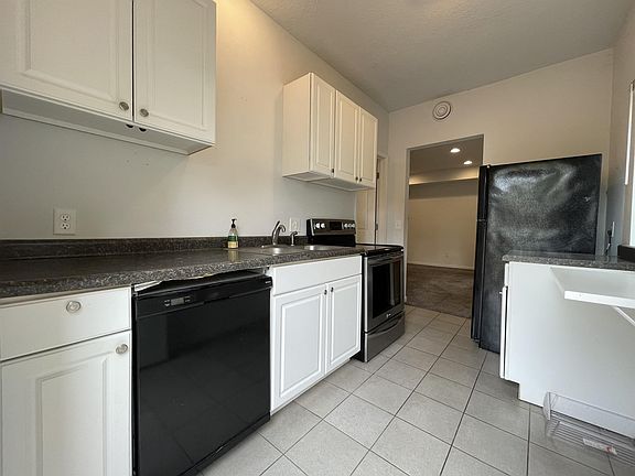 3rd image of 3043 Grand Ave S APT 2