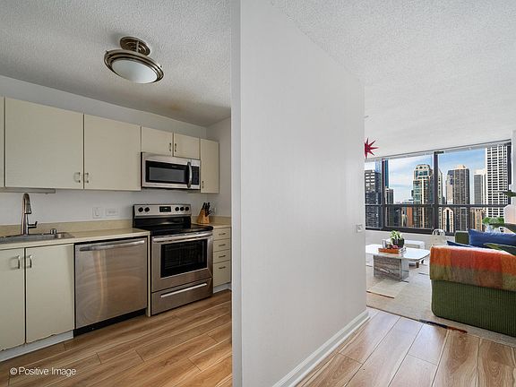 5th image of 405 N Wabash Ave Unit 2901