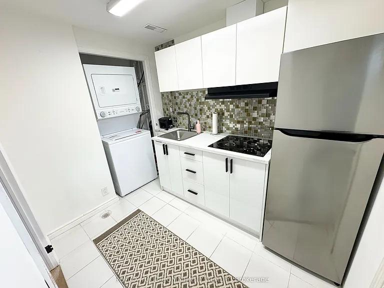 70 Bedford Park Ave #2 — Photo 6