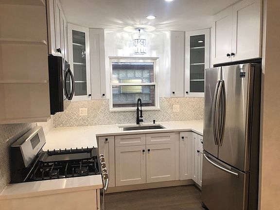 4th image of 4736 W Dickens Ave