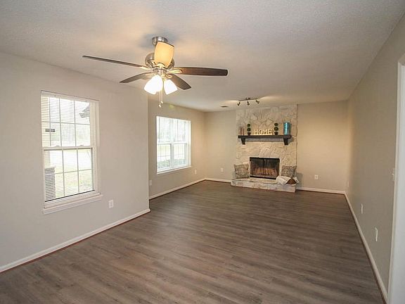 5th image of 2966 Glenn Hills Dr