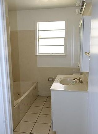 3rd image of 2105 James Dr