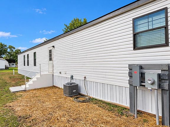 4th image of 306 N Snapp St