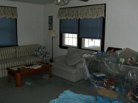 4th image of 3519 Madison Park Ave