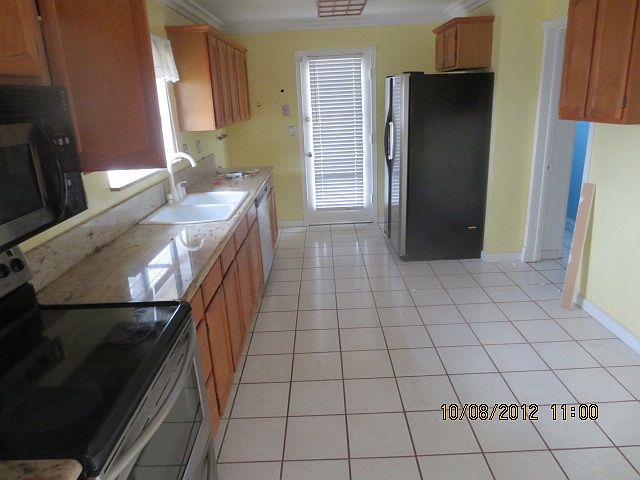 2nd image of 6671 Mount Shasta Cir