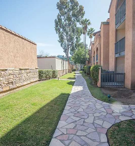 7150 Shoreline Dr — Photo 11
