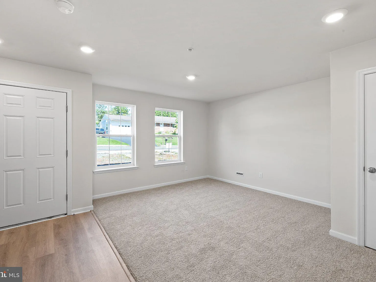 3 bed, 2.5 bath, $2,900 — Photo 4