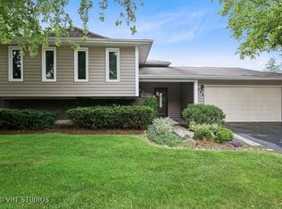 204 Cheshire Ct, Bolingbrook, IL 60440