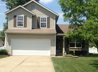 1566 Driftwood Ct, Amelia, OH 45102