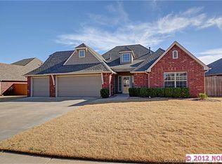 11203 N 132nd Ave, Owasso, OK 74055