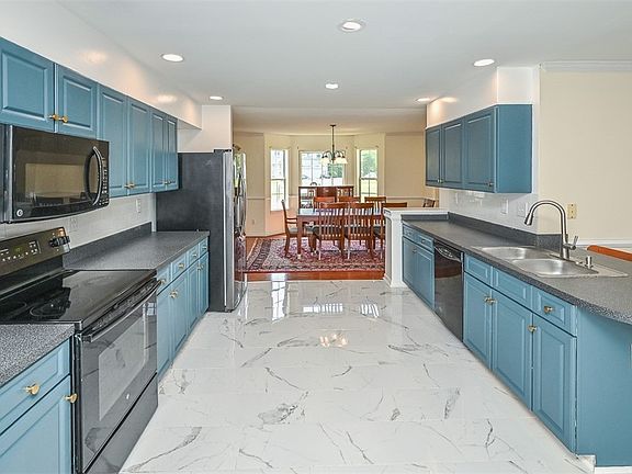 3rd image of 3090 Magnolia Woods Ct