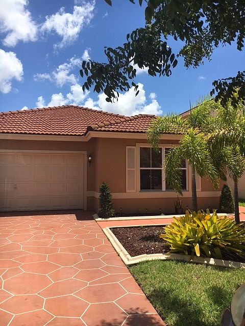 2nd image of 20860 NW 18th St